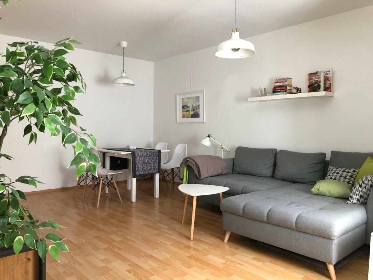 Parkplatz Und Balkon - Burberg'S Heimathafen In فيسبادن المظهر الخارجي الصورة